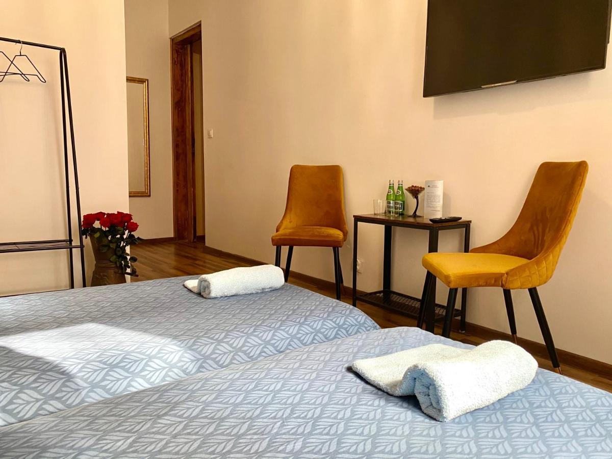 Topolove Rooms & Apartments Cracovia Esterno foto