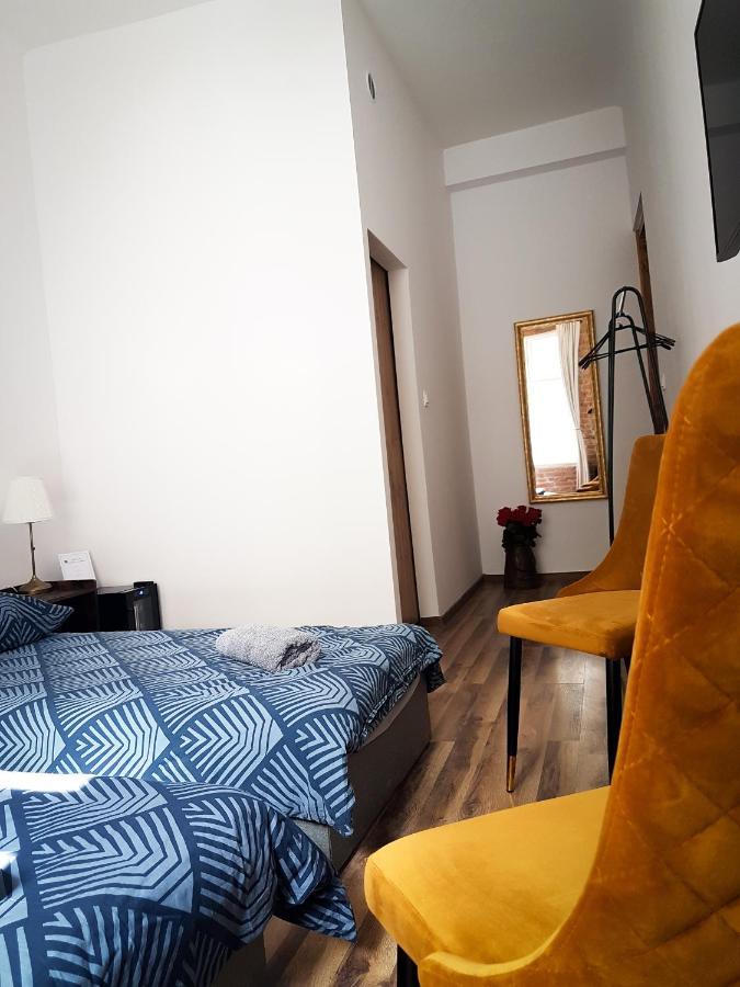 Topolove Rooms & Apartments Cracovia Esterno foto
