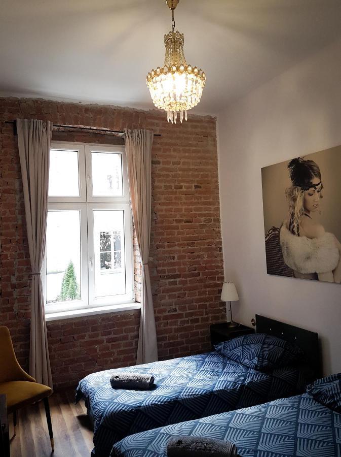 Topolove Rooms & Apartments Cracovia Esterno foto