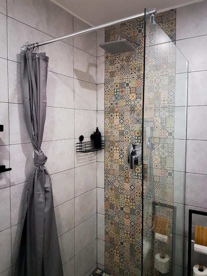 Topolove Rooms & Apartments Cracovia Esterno foto