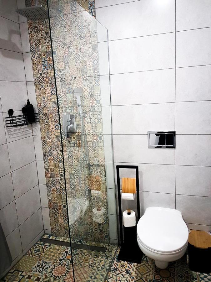 Topolove Rooms & Apartments Cracovia Esterno foto