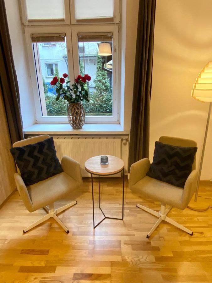 Topolove Rooms & Apartments Cracovia Esterno foto