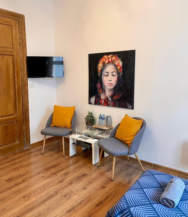 Topolove Rooms & Apartments Cracovia Esterno foto