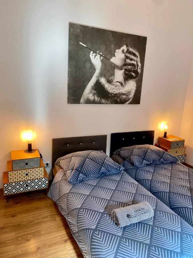 Topolove Rooms & Apartments Cracovia Esterno foto