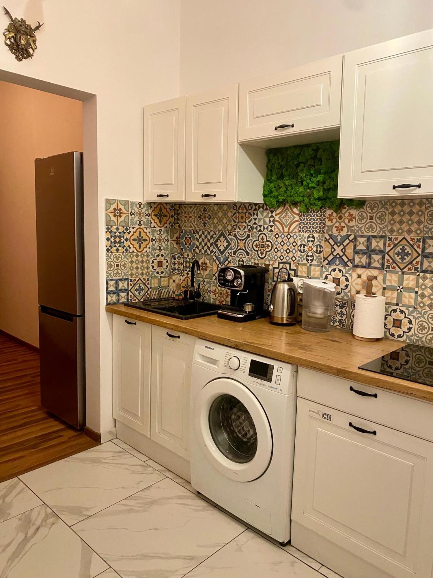 Topolove Rooms & Apartments Cracovia Esterno foto