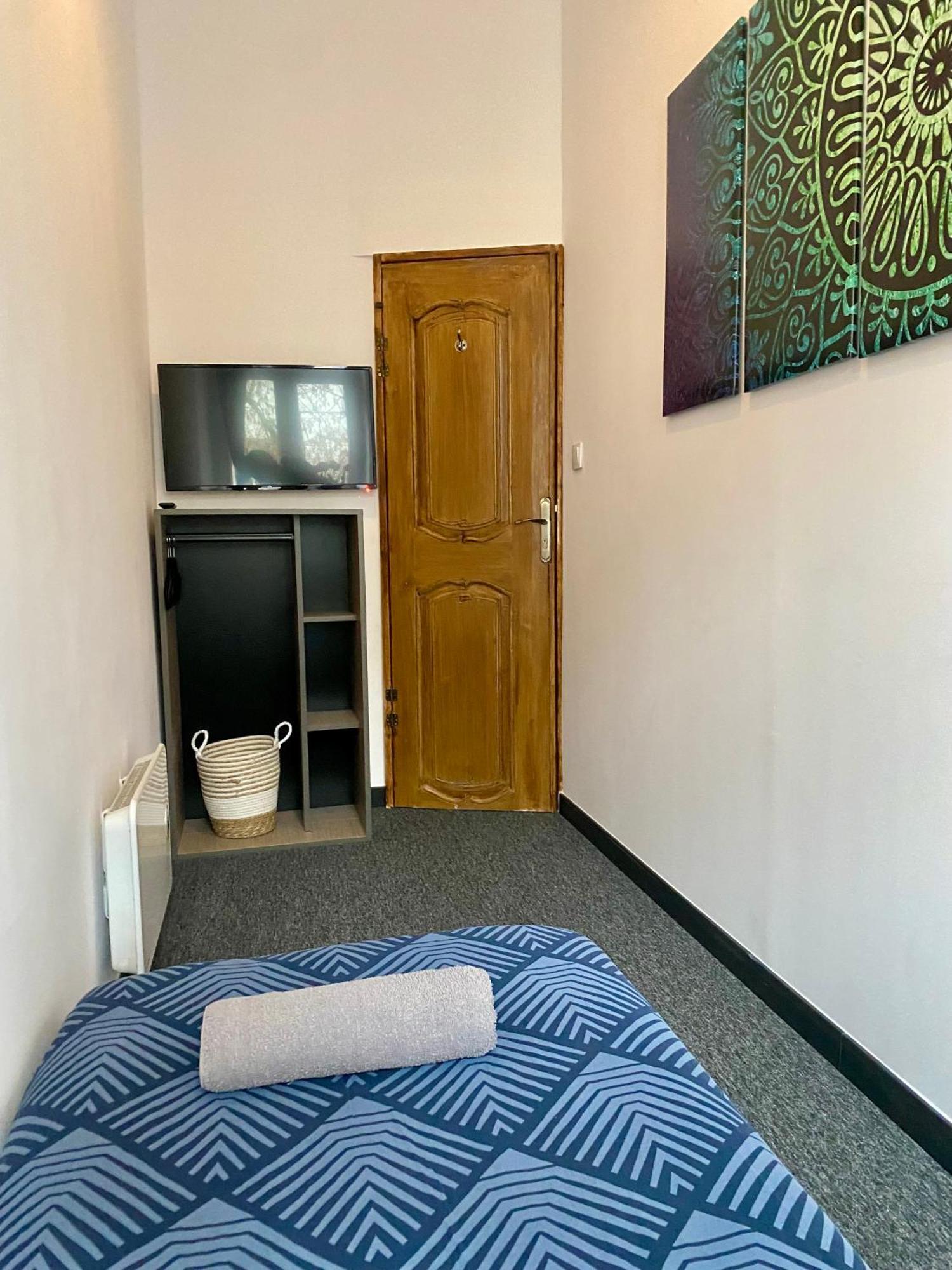 Topolove Rooms & Apartments Cracovia Esterno foto